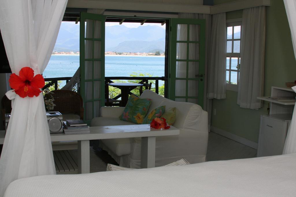 Pousada Ilha Do Papagaio Palhoca Room photo